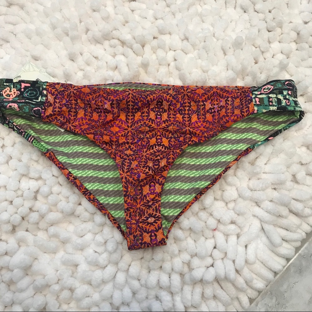NWT Maaji Bathing suit bottom